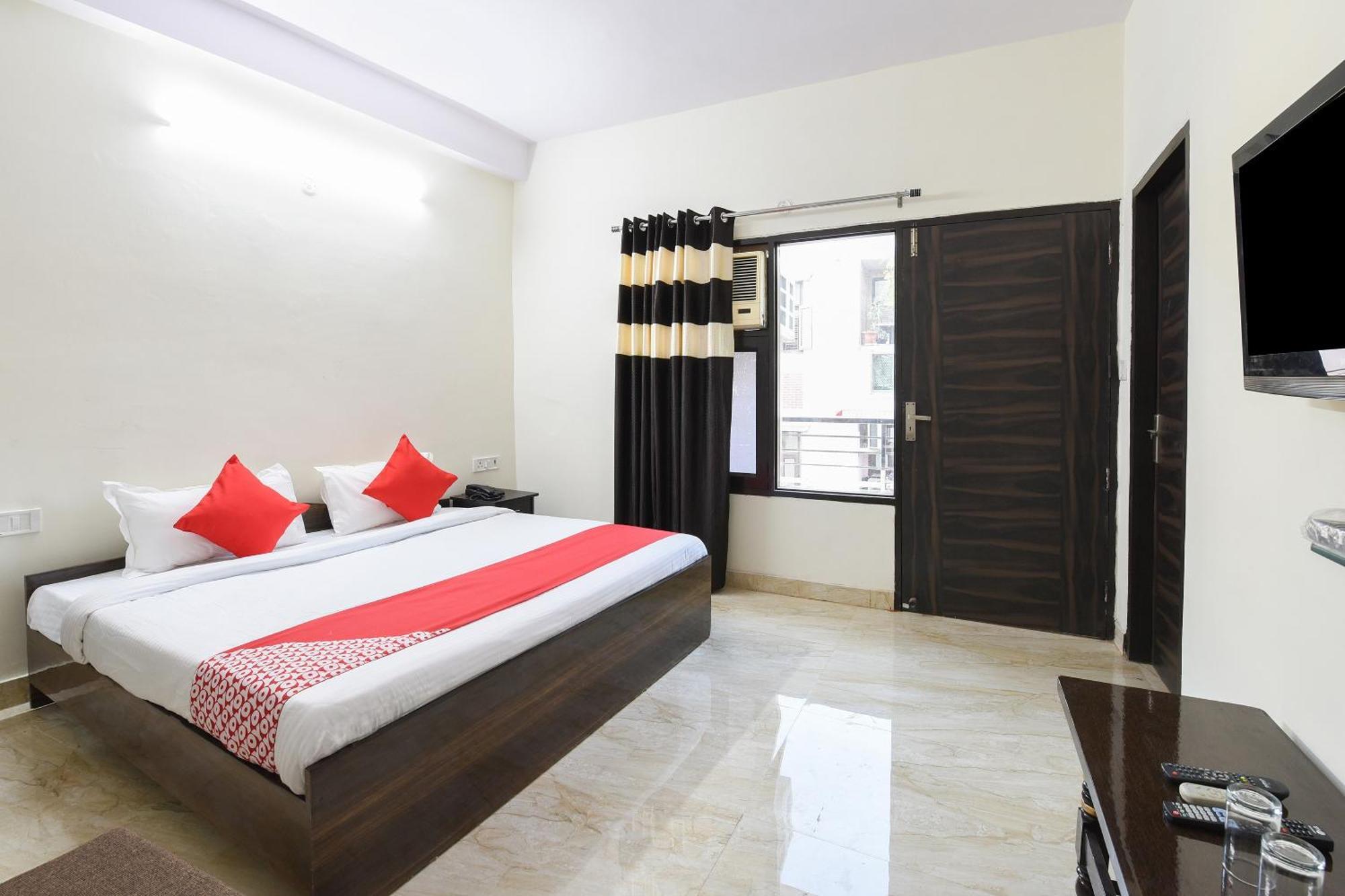 Hotel O Club Residency 뉴델리 외부 사진